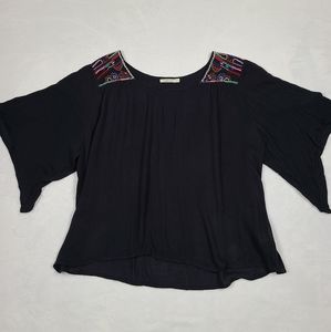 Anthropologie • Hazel Black Embroidered Blouse L